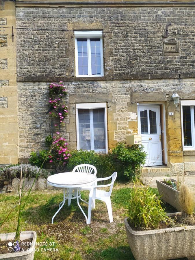 Ferienwohnung Chez Celine En Campagne Mazerny Exterior foto